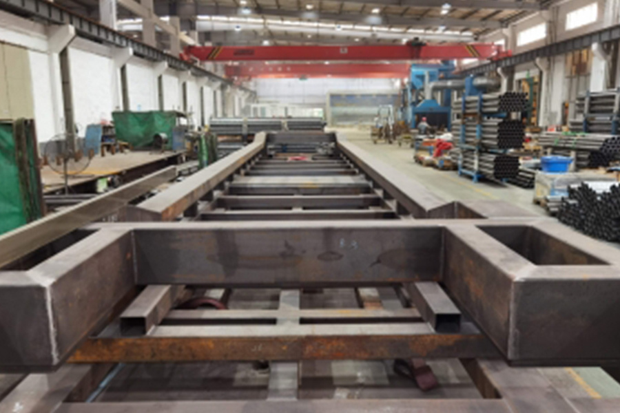 การผลิตและการปรับแต่งอุปกรณ์ที่สมบูรณ์